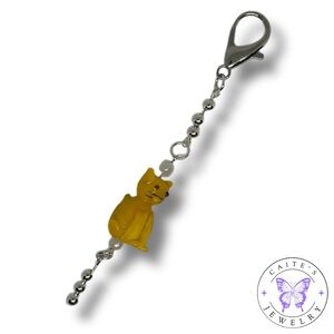 Handmade Silver Keychain with a Cat Bead